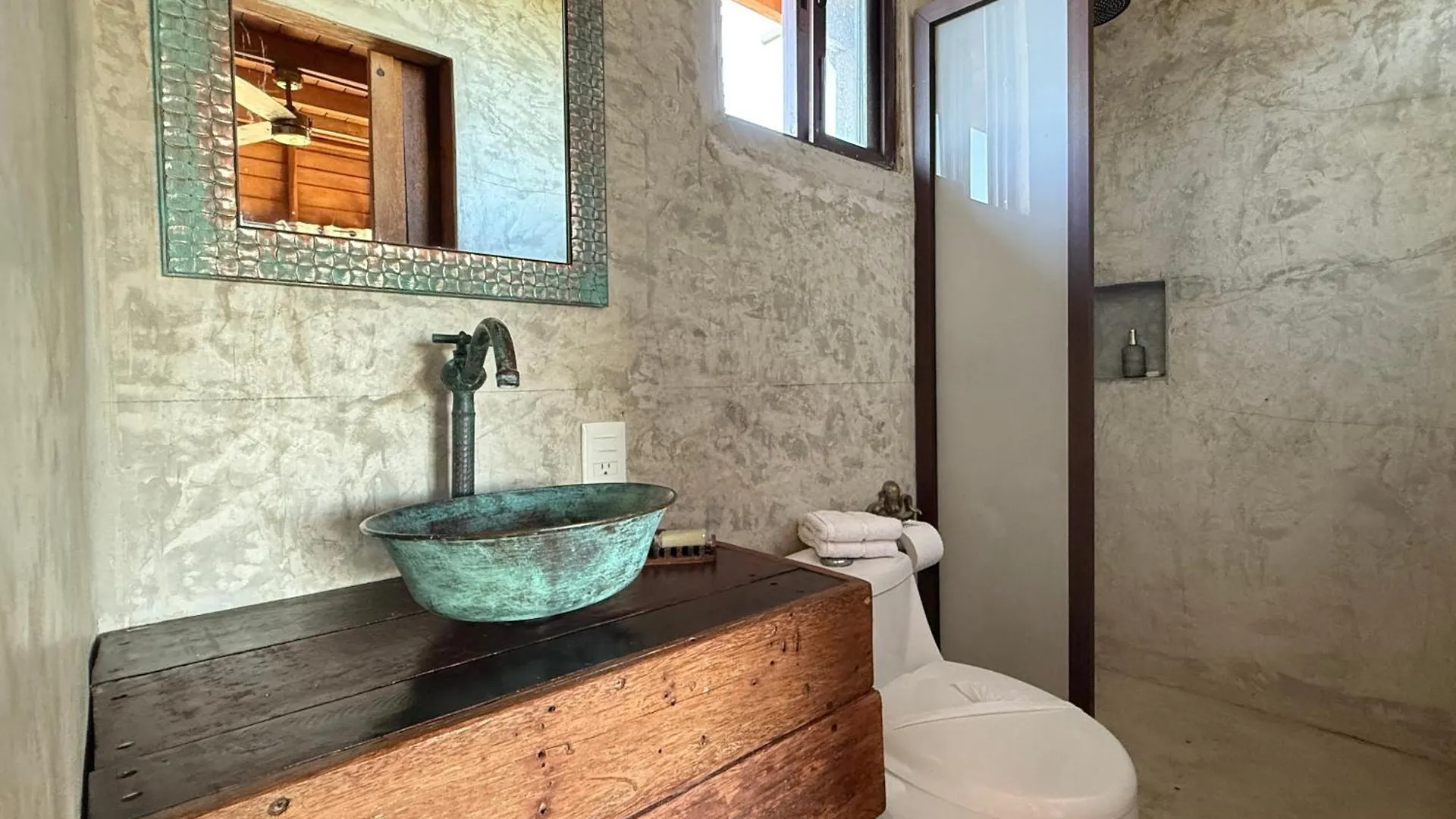 Aparthotel Krak Inn Holbox - Eco-Friendly & Pet-Friendly Hotel