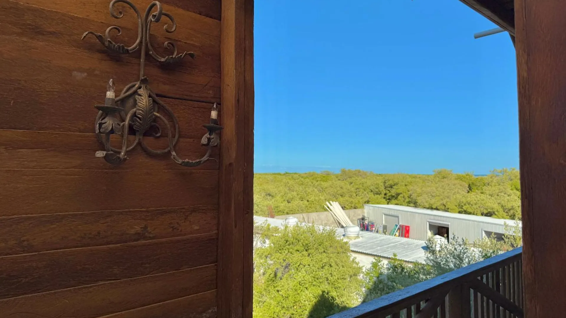 Aparthotel Krak Inn Holbox - Eco-Friendly & Pet-Friendly Hotel