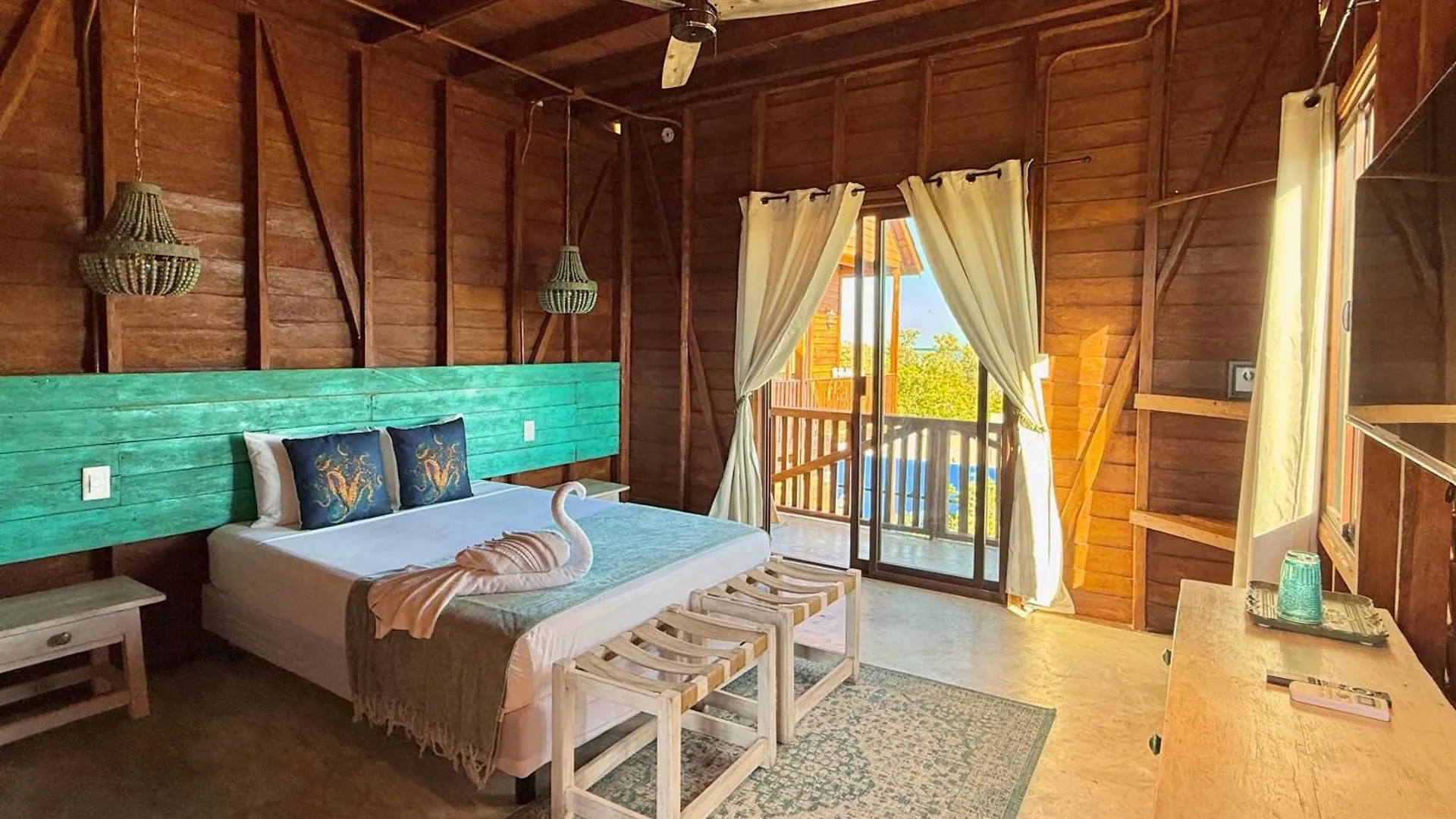 Aparthotel Krak Inn Holbox - Eco-Friendly & Pet-Friendly Hotel