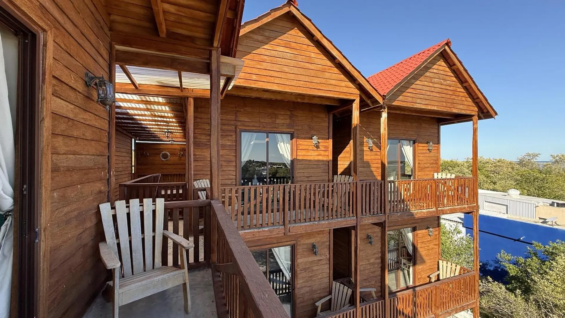 Krak Inn Holbox - Eco-Friendly & Pet-Friendly Hotel